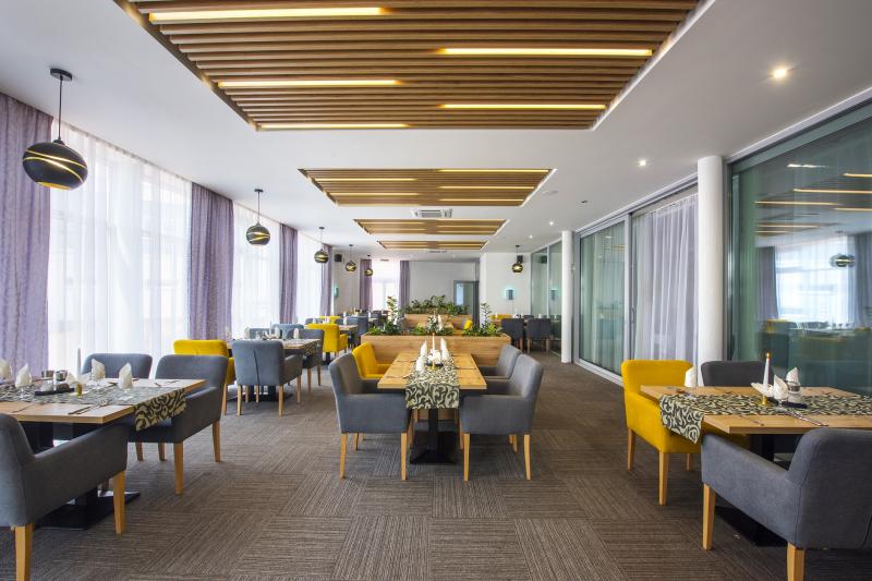 Café  Bar & Restaurant